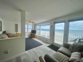 Oceanfront Wells Beach Condo - Ocean Surf #5